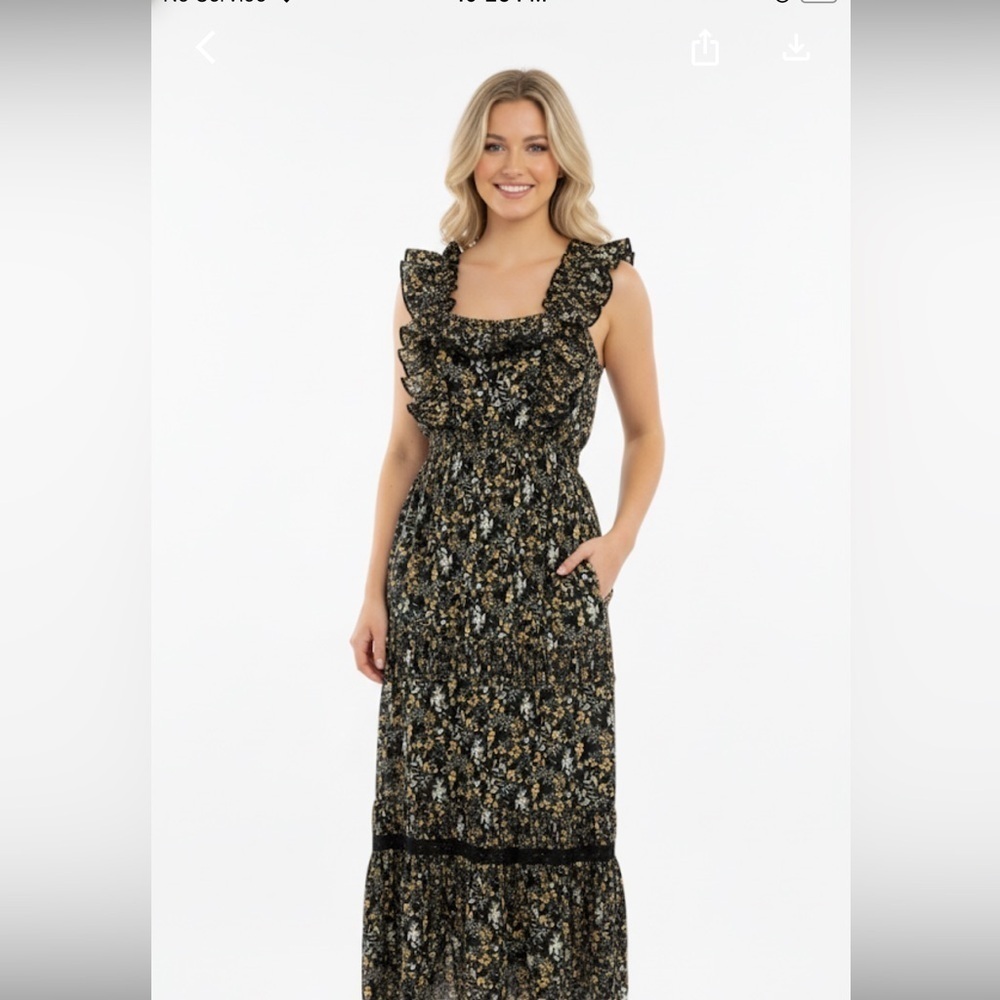 Free the Roses Black and White Floral Maxi Dress size small